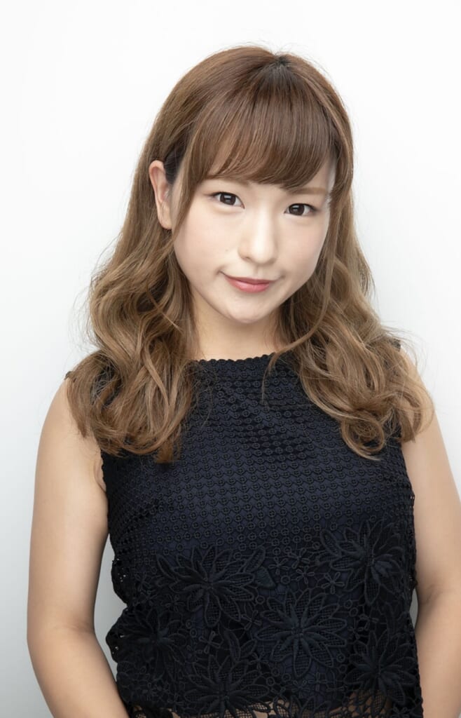 七海マキさん