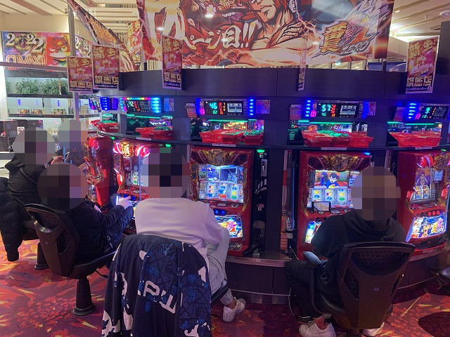 エリートサラリーマン鏡』『番長ZERO』といった大都機種が平均7,000 